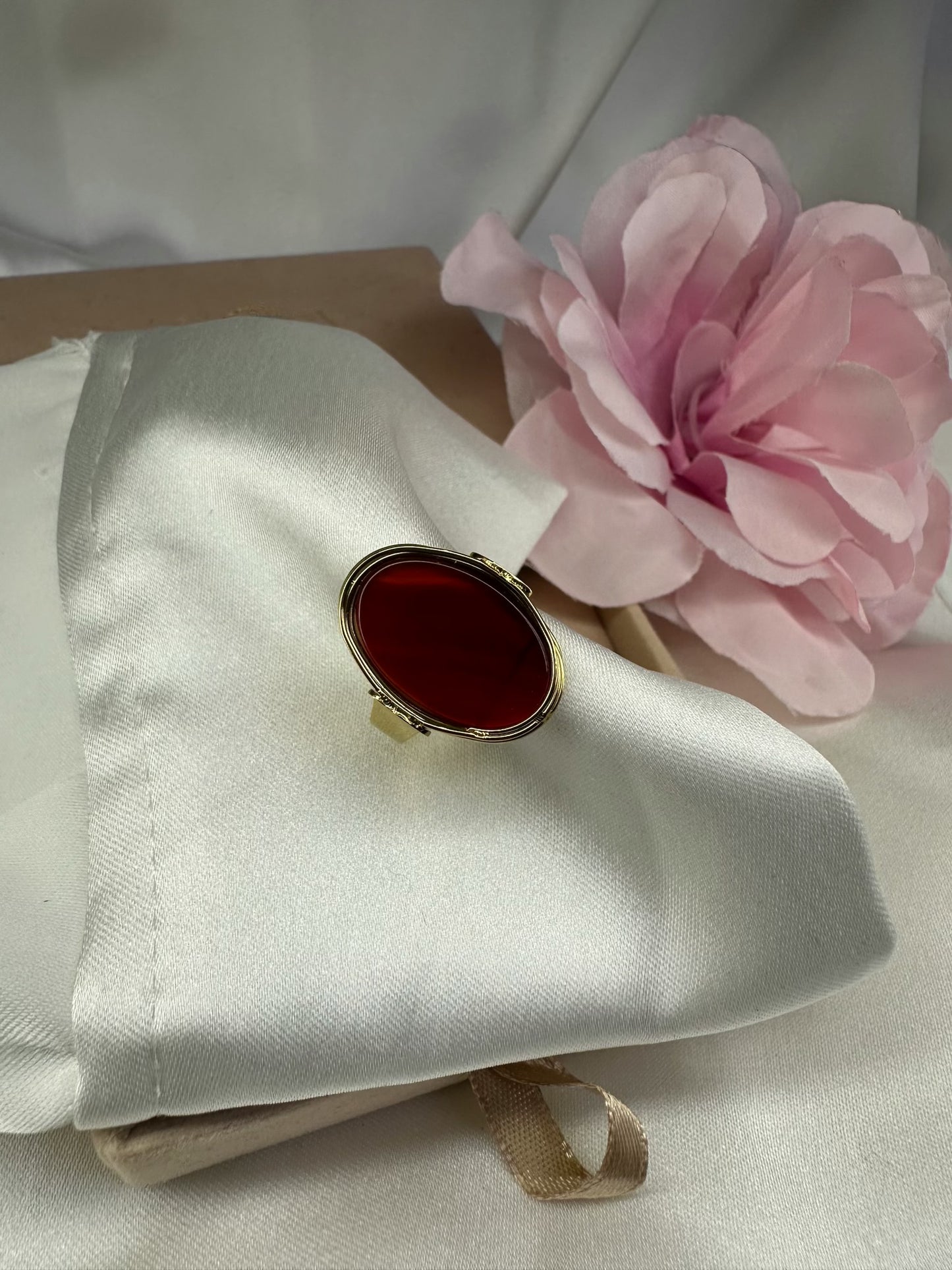 Bague ovale rouge - La maison de Manon