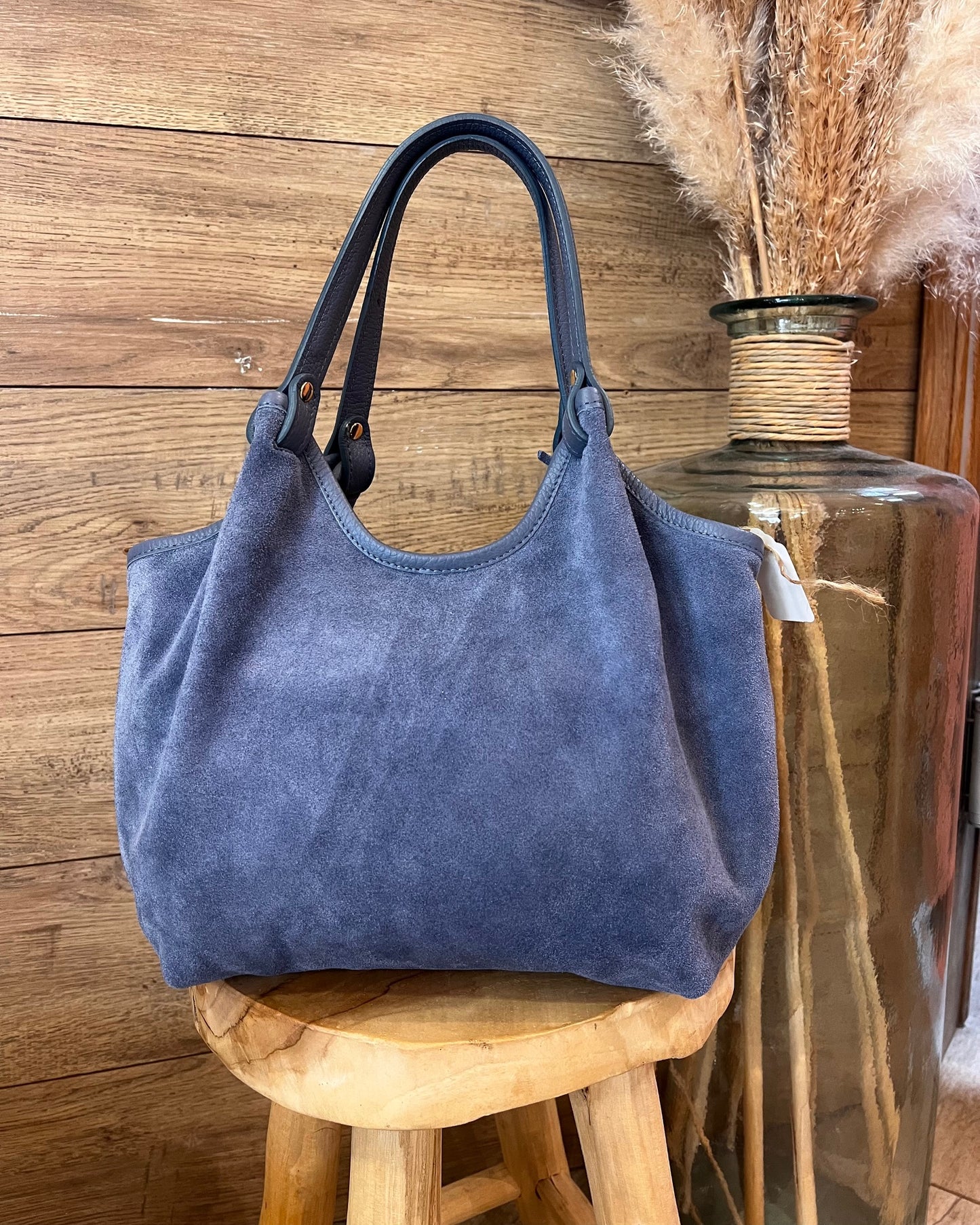 Sac en cuir bleu suédé – La Maison de Manon