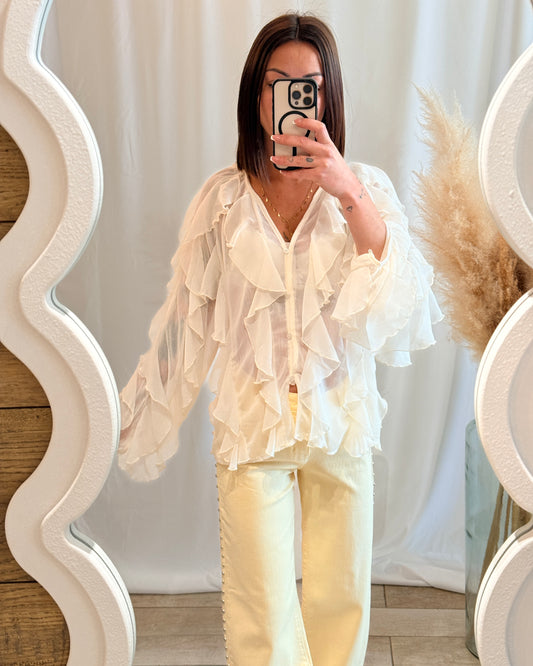 Blouse à volants écrue tendance - La Maison de Manon