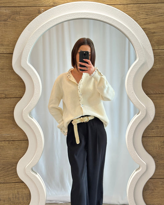 Gilet crème détails plumetis – Chic & féminin - La Maison de Manon