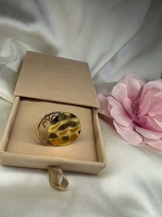 Bague dorée martelée - La maison de Manon