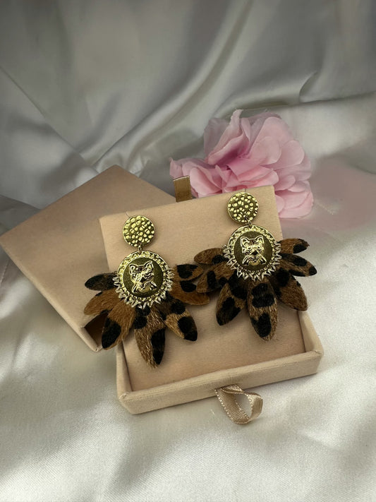 Boucles pétales léopard - La maison de Manon