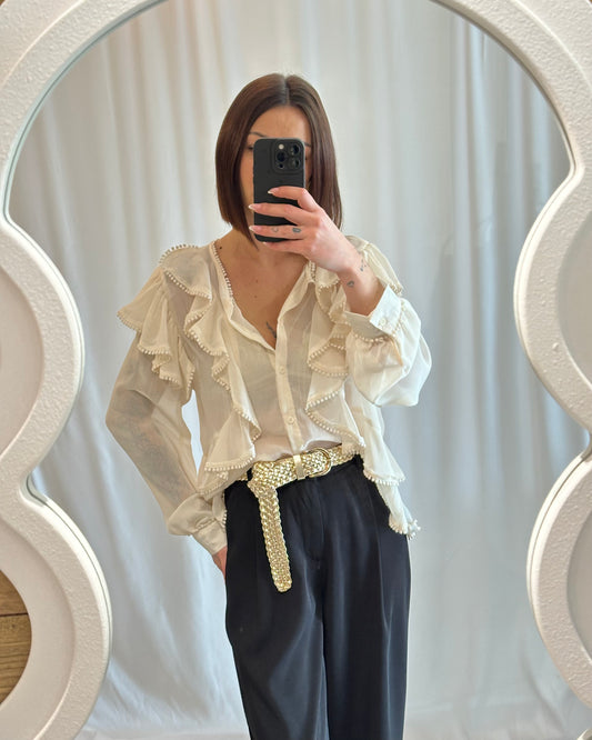 Blouse écrue à volants – Chic & féminine - La Maison de Manon