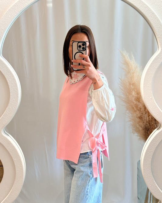 Gilet sans manches rose à nouer – La maison de Manon
