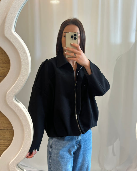Veste oversize noire chic – La Maison de Manon