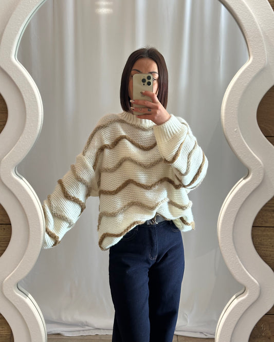 Pull écru à rayures marrons et taupe – La Maison de Manon