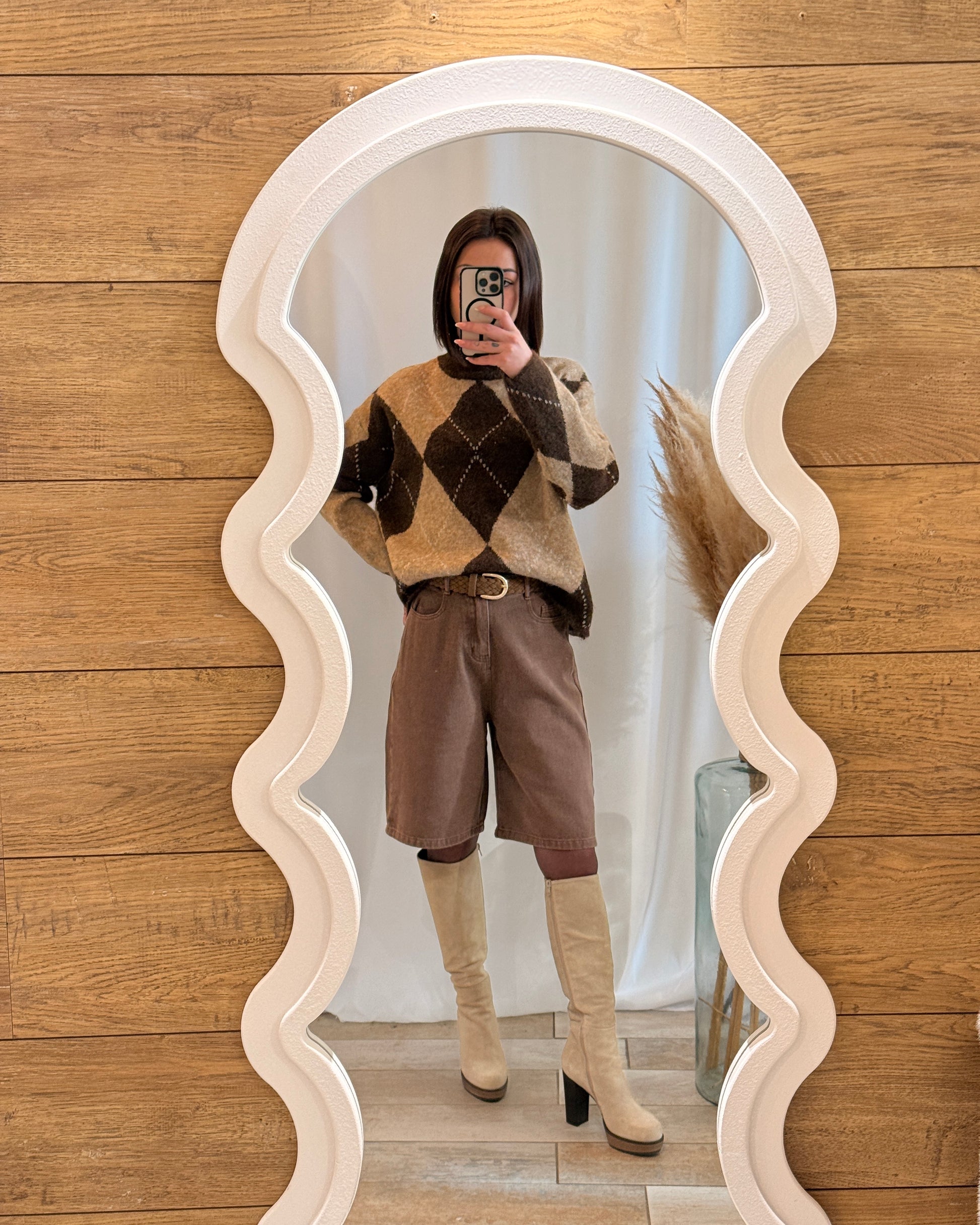 Pull jacquard chocolat beige oversize, style automne chic – La Maison de Manon