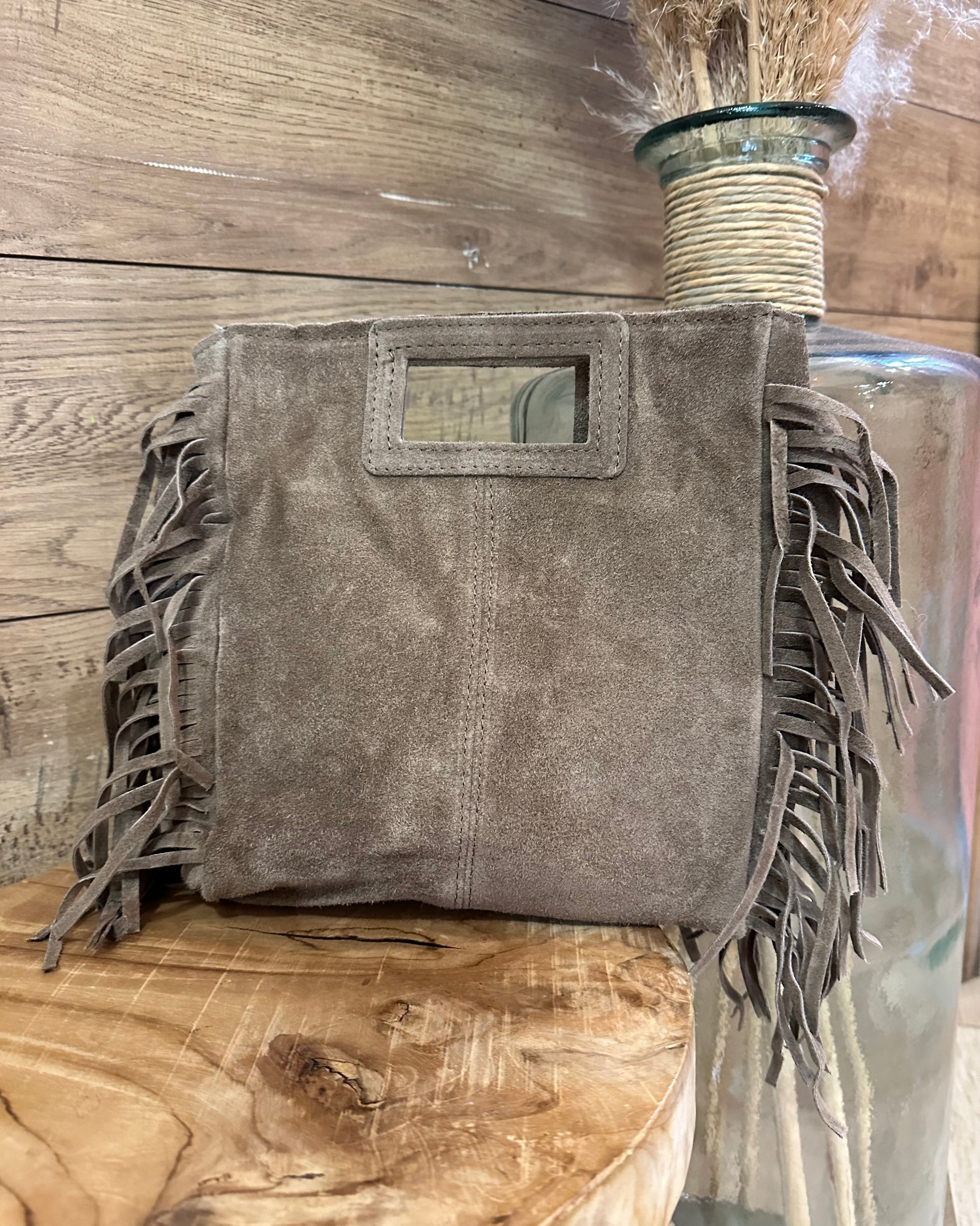 sac cuir taupe à franges La Maison de Manon