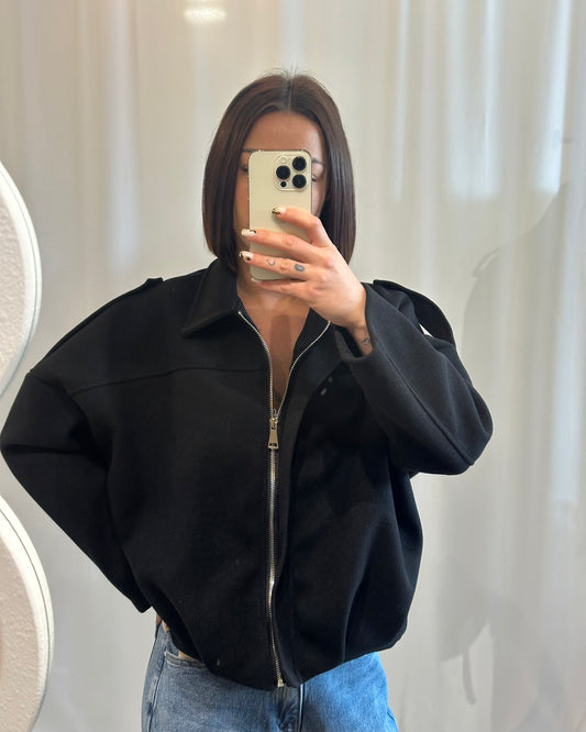 Veste oversize noire chic – La Maison de Manon