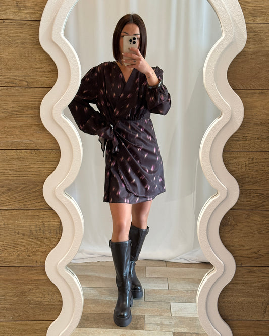Robe portefeuille imprimée marron chocolat – La Maison de Manon